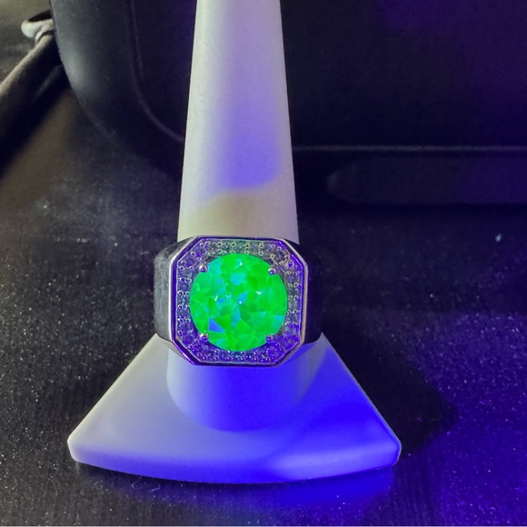 925 Green Spinel Men’s Ring - Picture 1 of 12